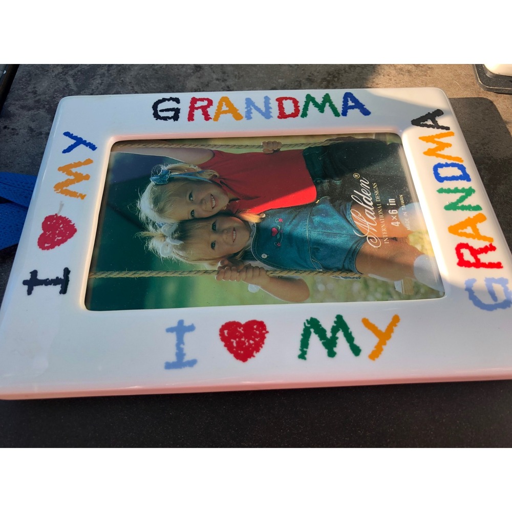 Malden I Love My Grandma Ceramic 4x6 Picture Frame White Multi ceramic vtg New